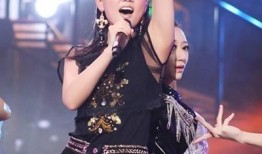 黄龄在中国喜剧力量中的多彩绽放