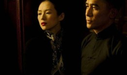 嫁入豪门8年，国际章还是那个“狠角色”