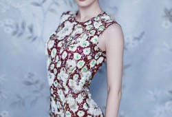 孙俪文艺风大片诠释娇艳魅力与文艺气质完美融合