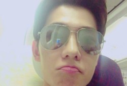 34岁杨洋：军艺校草的油腻争议与逆袭自救