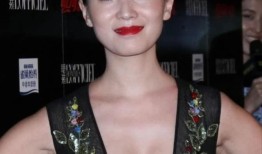 宋佳的红毯哲学：自在比标准答案更重要