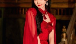 鞠婧祎赤色古典长裙写真尽显东方佳人韵味