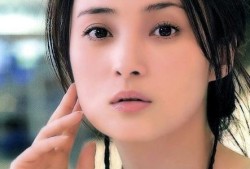 谁是“中国第一美人”？从陈红到刘亦菲，二十年审美变迁藏着你我共同的答案