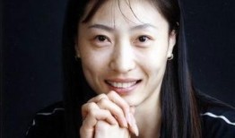 低调20年，她这身装扮美得让人认不出