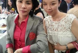 芭莎慈善夜定格王菲李亚鹏亲密瞬间 岁月流转公益初心不变