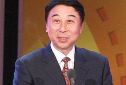 冯巩妻子艾慧逝世是谣言！43年零绯闻情书曝光，真相让人泪崩