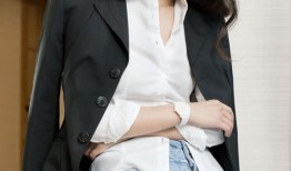 时光沉淀的优雅汤唯镜头下的静谧与绽放