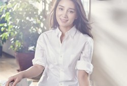 陈蓉甜美笑容定格恬静时光