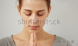 郑元畅丁一同框引热议，昔日“江直树”如今站姿比女方还拘谨