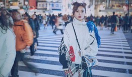 袁姗姗都市漫步光影间的时尚格调