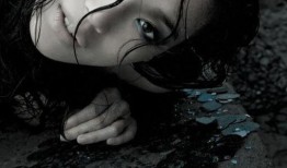 舒淇化身深海人鱼女神 波光粼粼演绎永恒之美