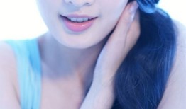 千金李沁嫣然一笑胜星华