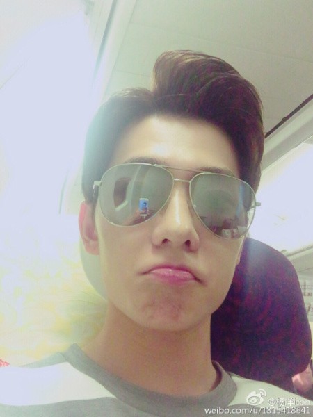 34岁杨洋:军艺校草的油腻争议与逆袭自救 34岁杨洋:军艺校草的油腻争议与逆袭自救